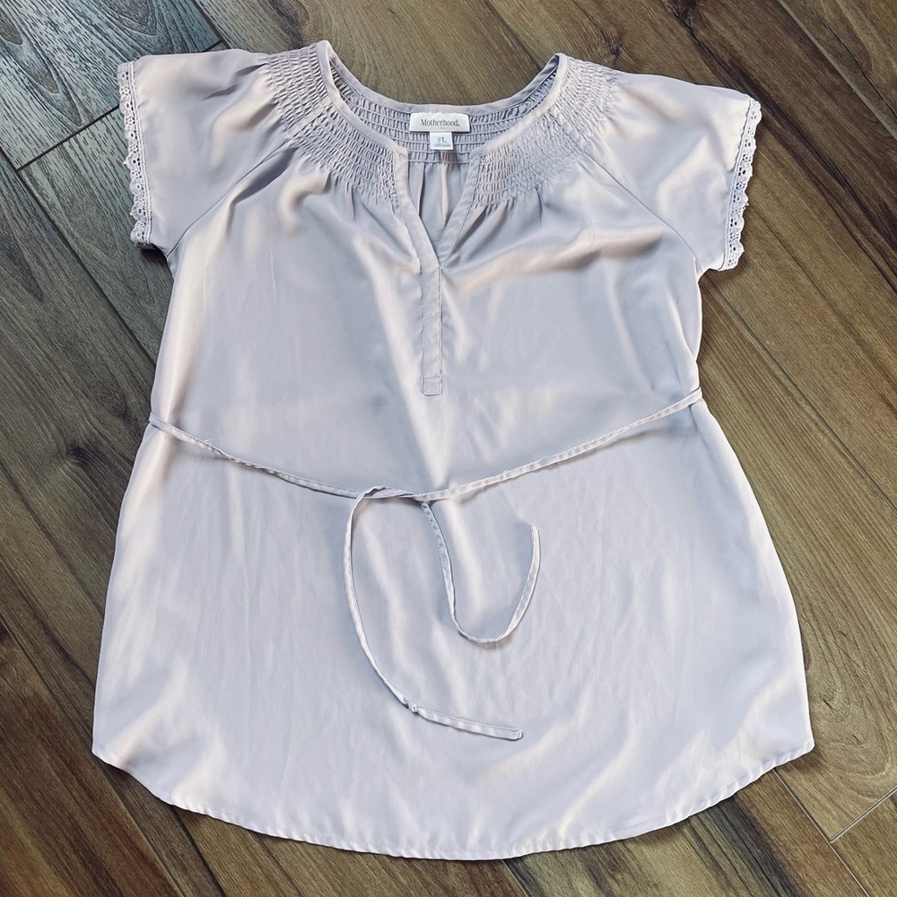 Motherhood Maternity blush pink short sleeve maternity blouse Top size S